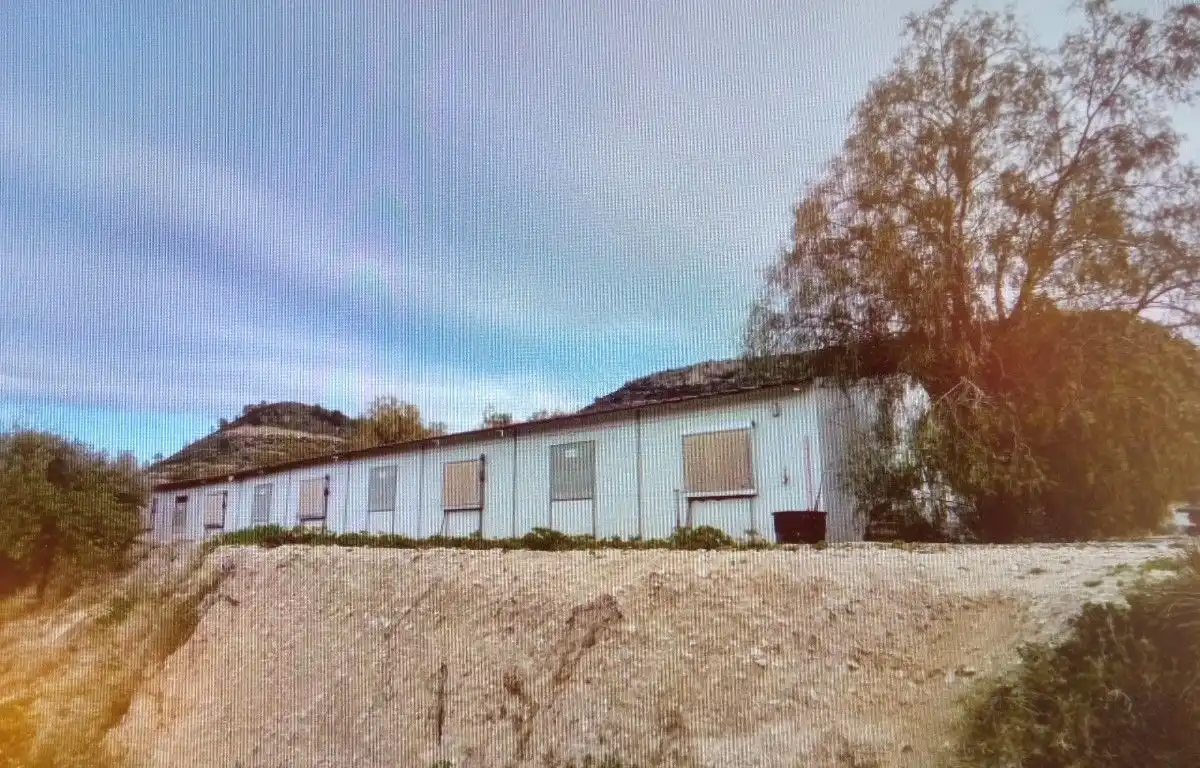 Vista exterior de Casa o xalet en venda en Relleu amb Jardí privat i Traster