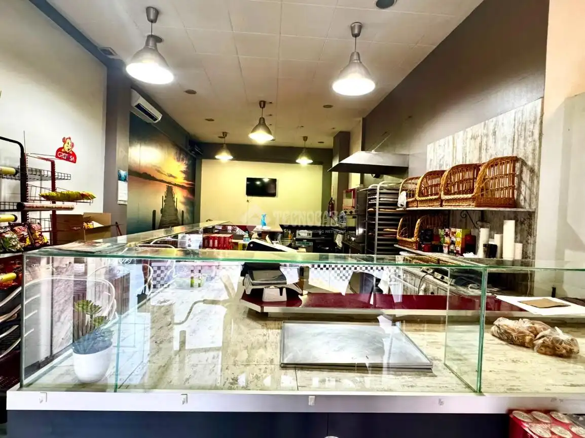 Business premises for sale in Sant Vicenç Dels Horts, imagen 2