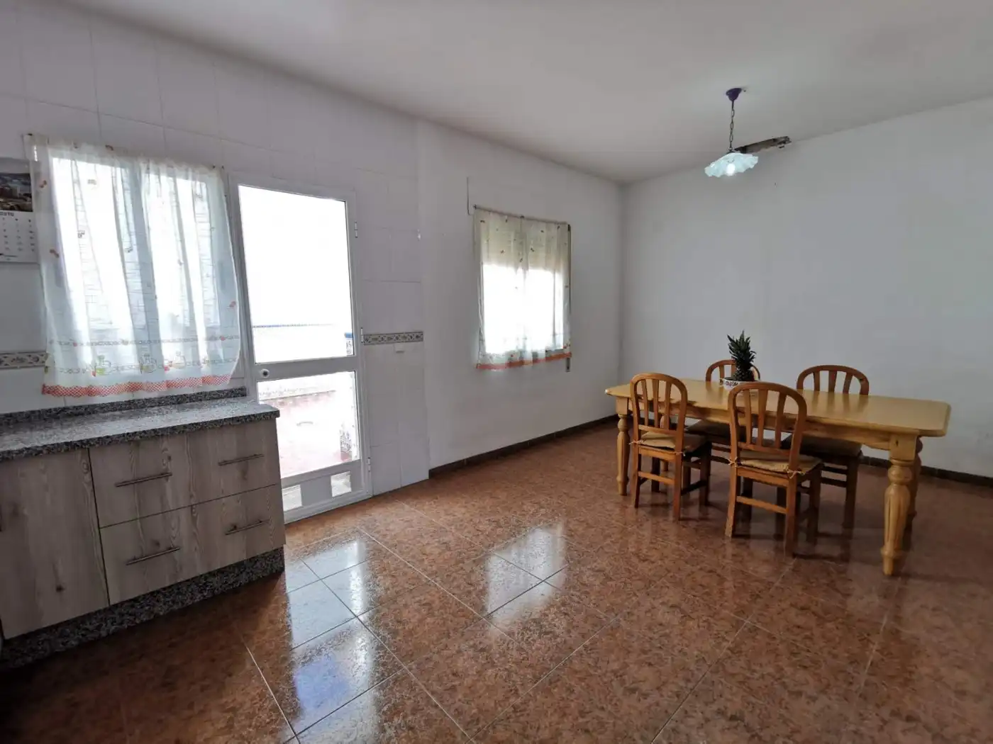Casa adosada en venta en Benamejí