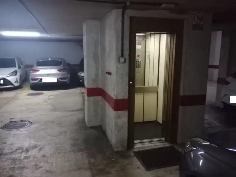 Parkplatz von Garage zum Verkauf in Los Realejos