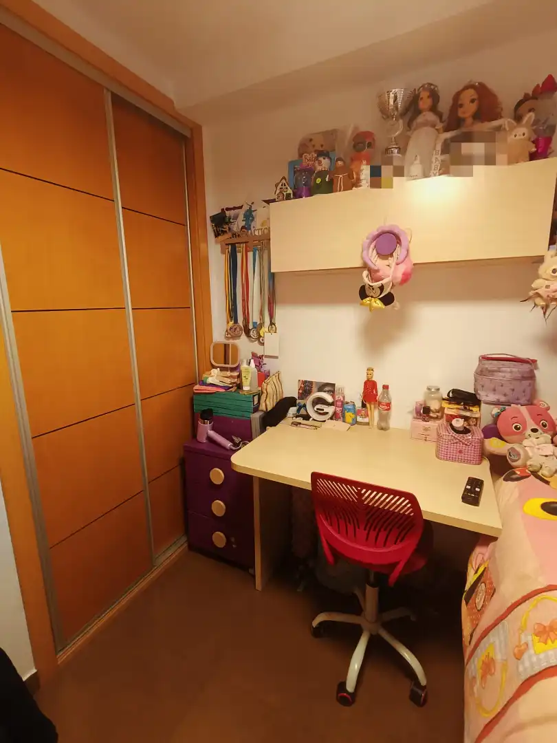 Bedroom of Flat for sale in Córdoba  with Air Conditioner and Oven