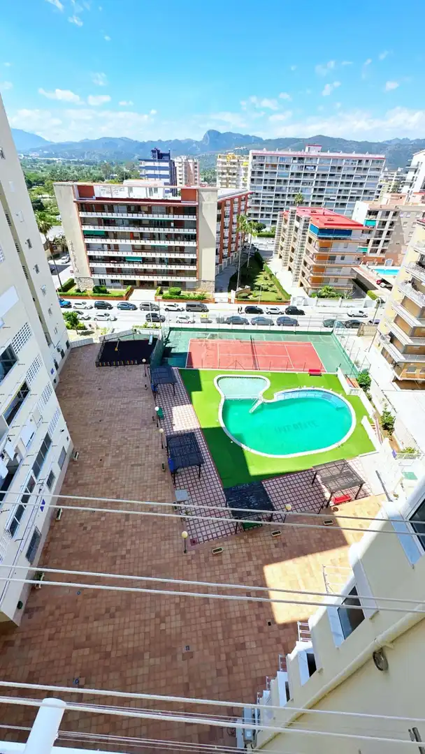 Piscina de Apartamento en venta en Gandia con Amueblado, Balcón y Piscina comunitaria