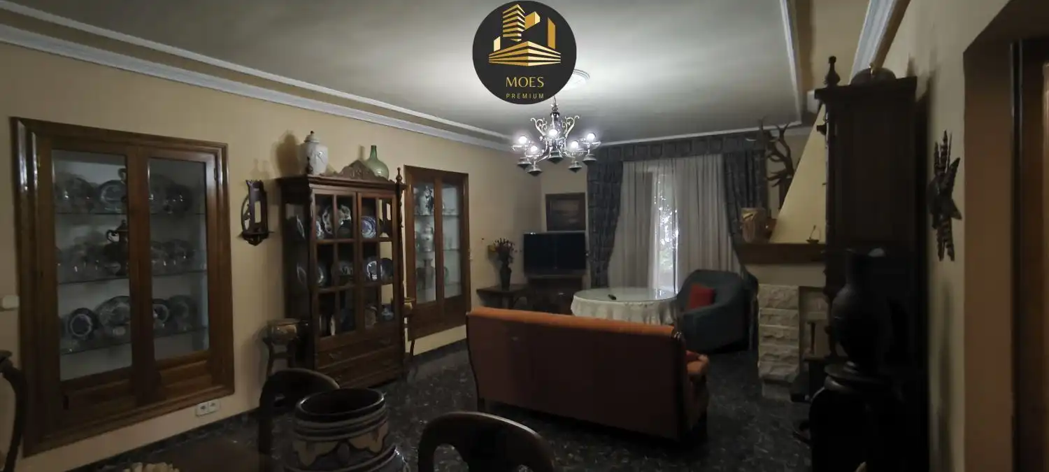 Sala de estar de Casa o chalet en venta en Rus con Terraza y Trastero