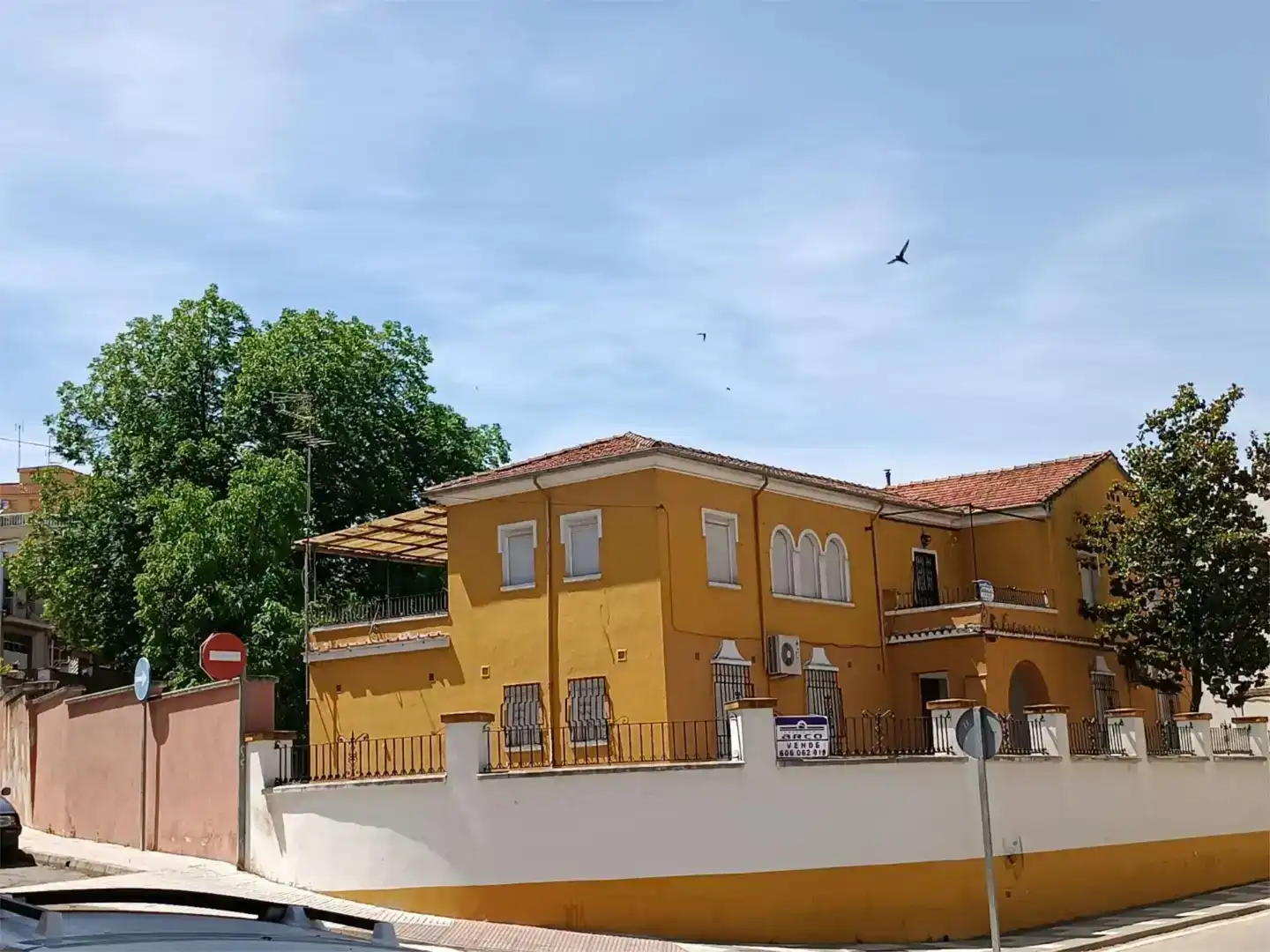 Vista exterior de Pis en venda en Villanueva del Arzobispo amb Aire condicionat, Jardí privat i Traster