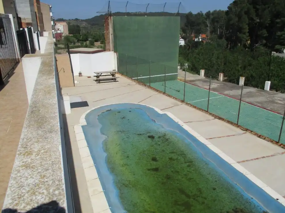 Piscina de Dúplex en venta en Bejís con Calefacción, Jardín privado y Terraza