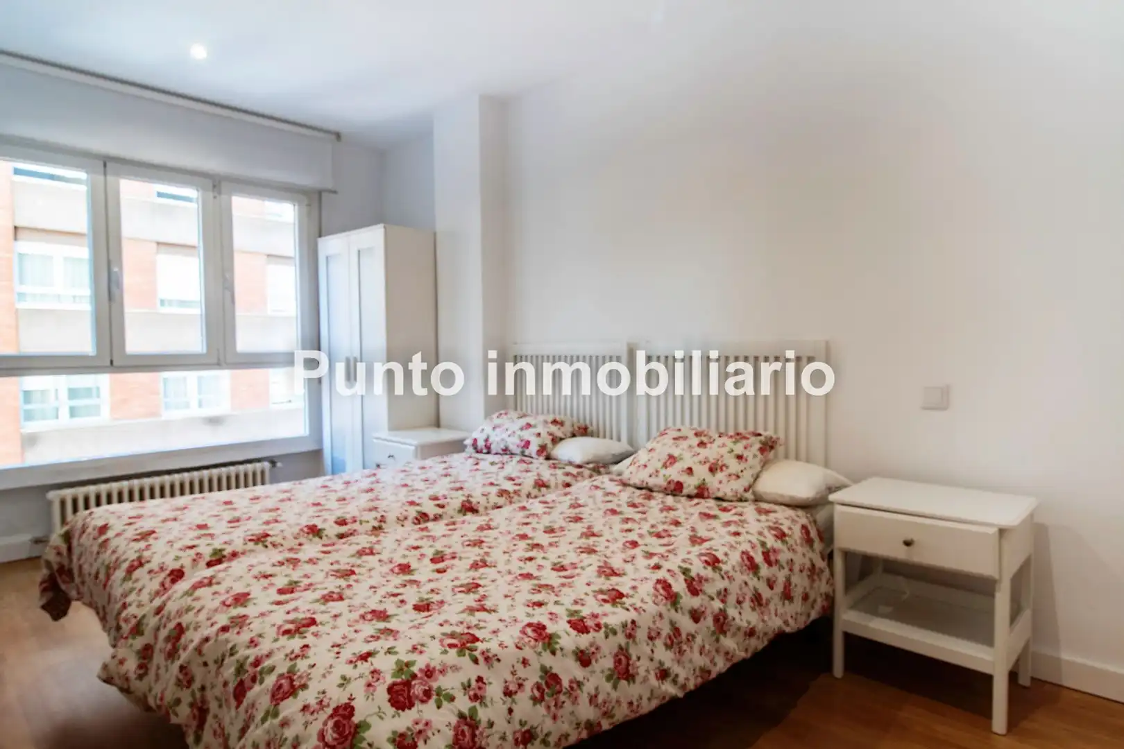 Flat with lift to rent in Calle San Lorenzo, imagen 9