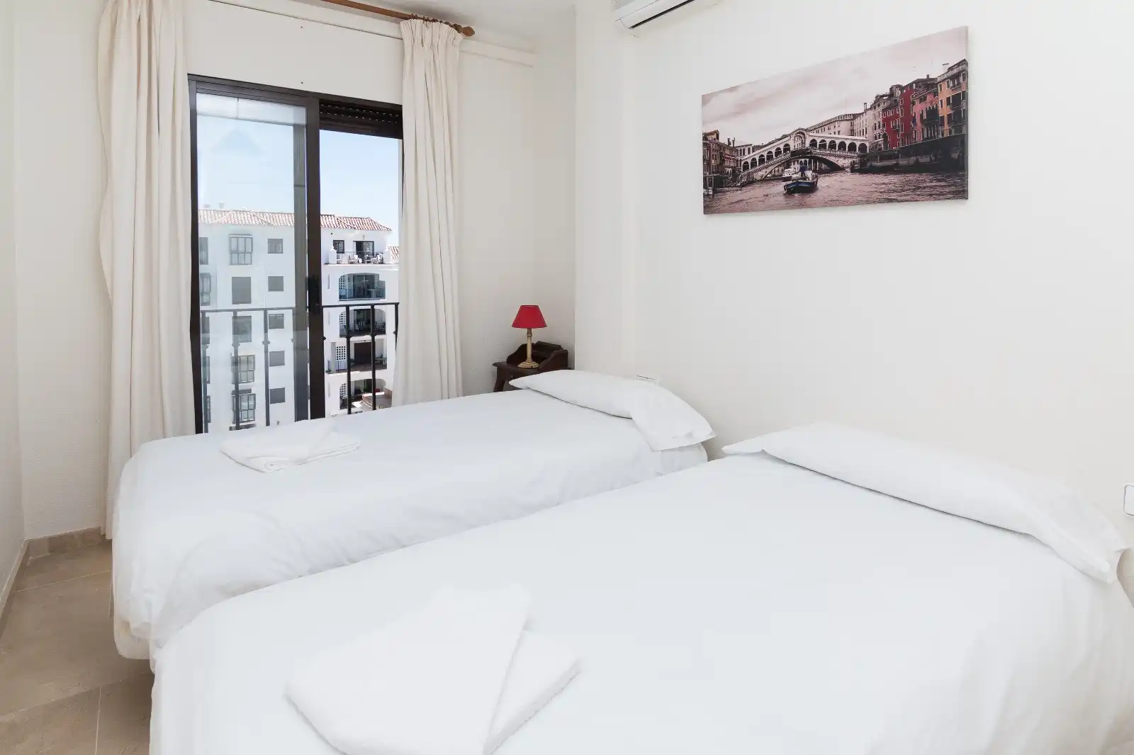 Apartment with terrace for sale in Puerto de la Duquesa, imagen 18