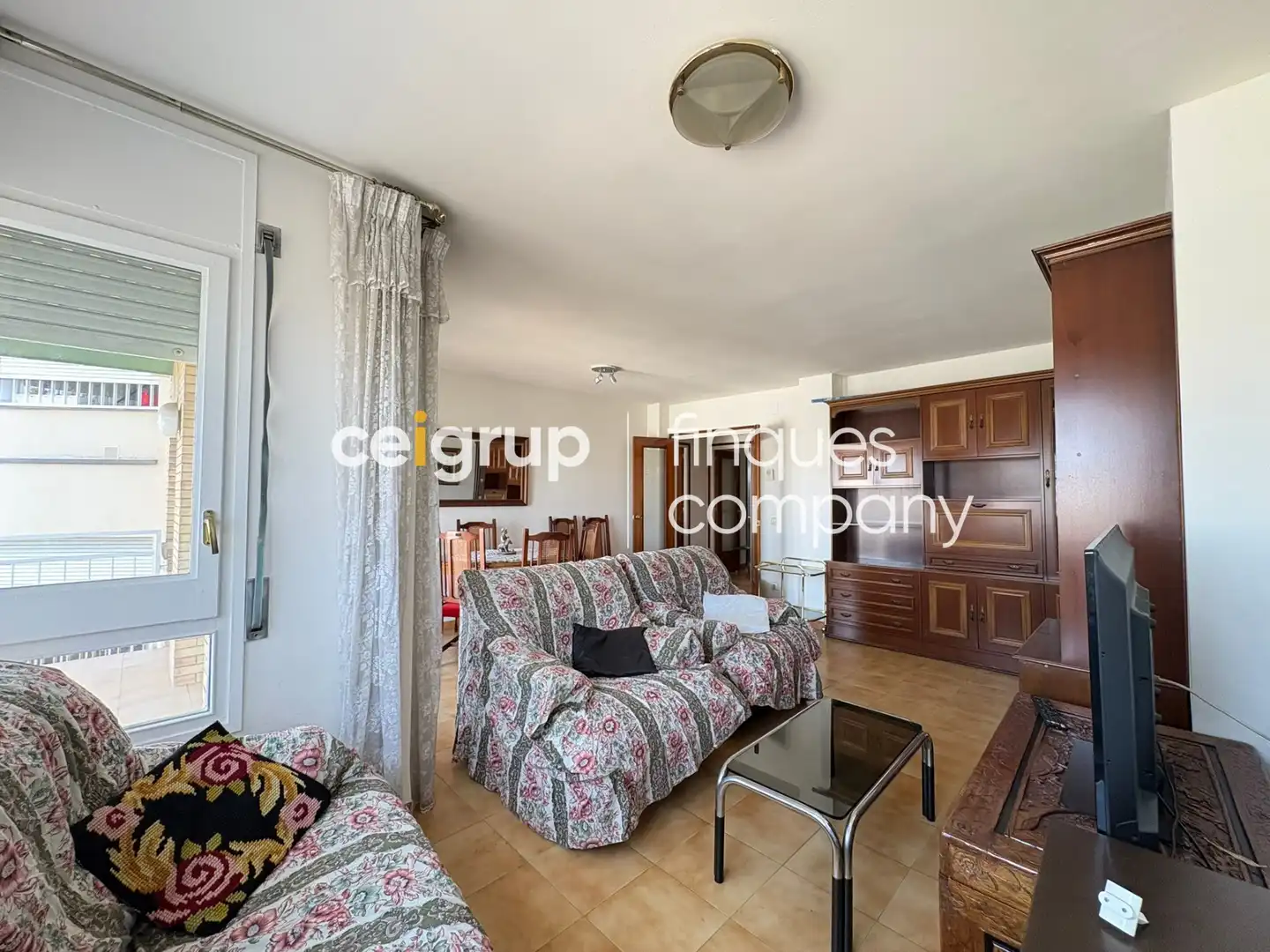 Living room of Flat for rent in Girona  with Heating and Furnished