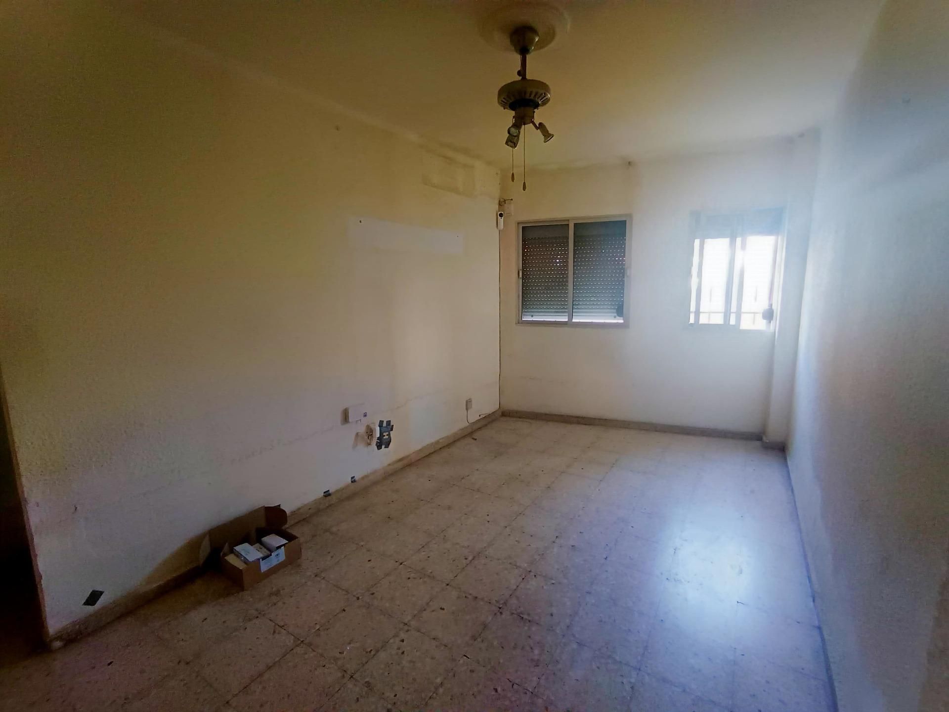 Living room of Flat for sale in Mairena del Aljarafe  with Terrace and Balcony