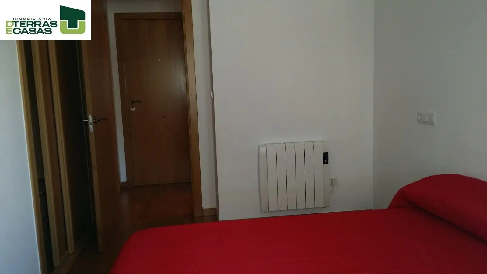 Habitación de Ático de alquiler en Marín con Piscina y Piscina comunitaria