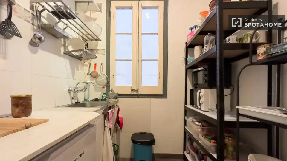Küche von Wohnung zur Miete in Barcelona mit Klimaanlage, Heizung und Möbliert