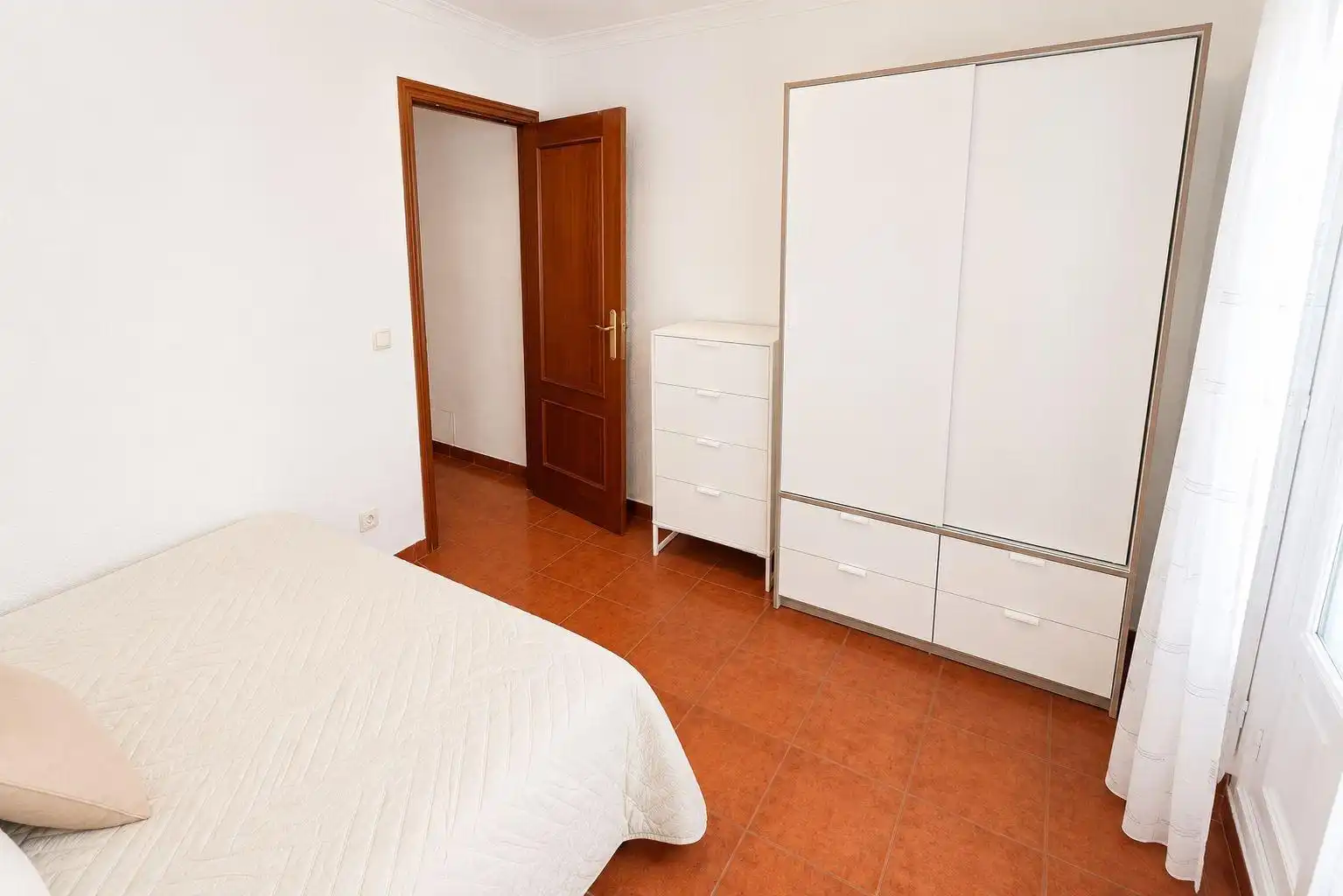 Bedroom of Flat for rent in Madrid  with Heating, Furnished and Balcony