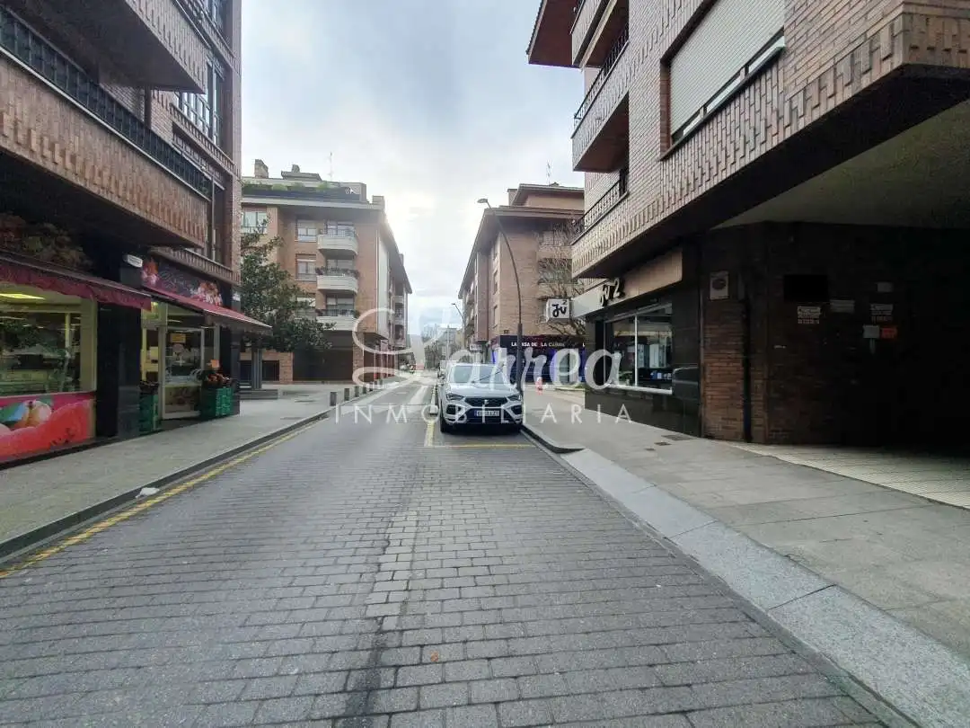 Aparcament en venda a Amorebieta-Etxano, imagen 3