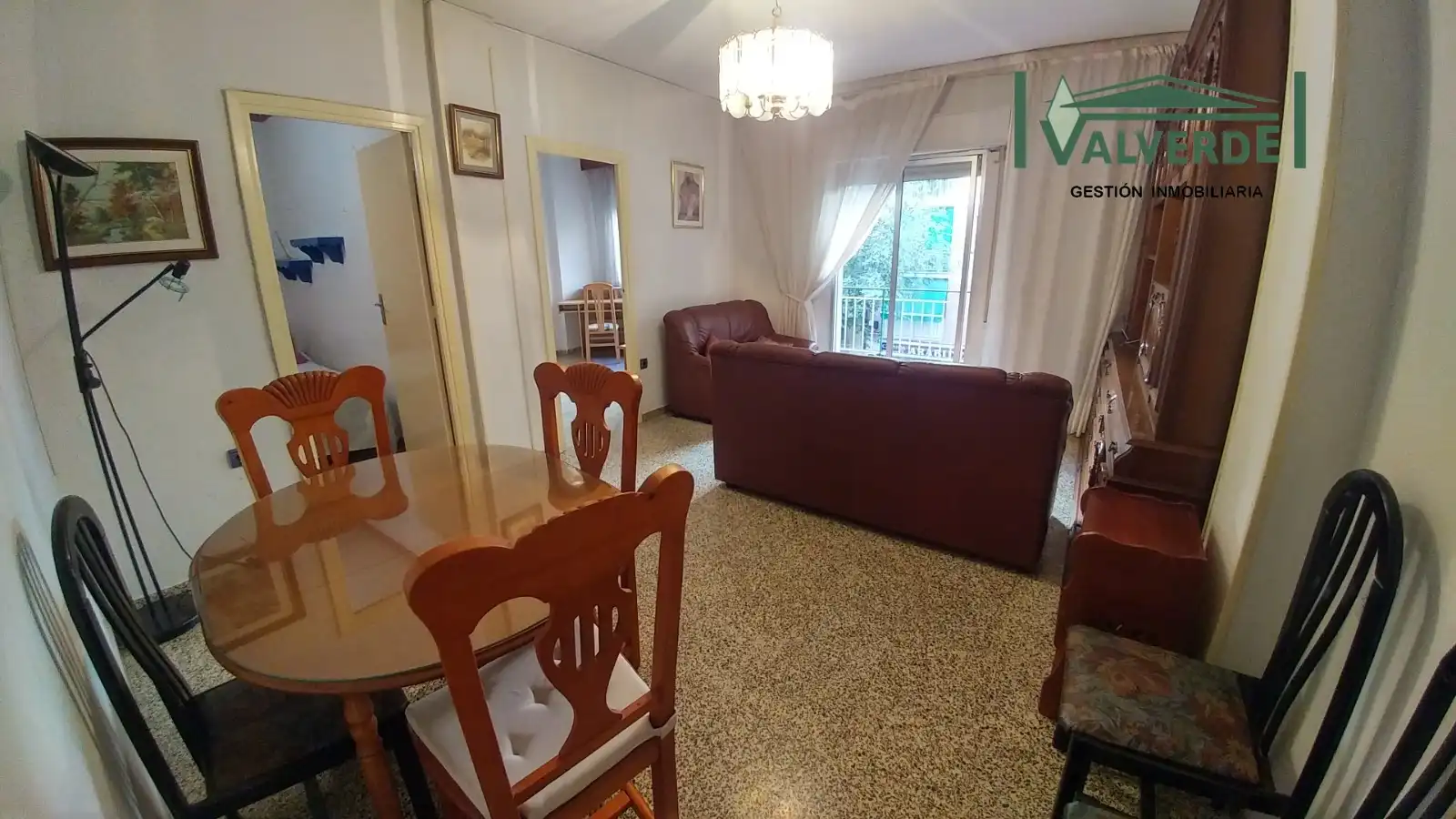Außenansicht von Wohnung zur Miete in Granada mit Möbliert, Ofen und Waschmaschine
