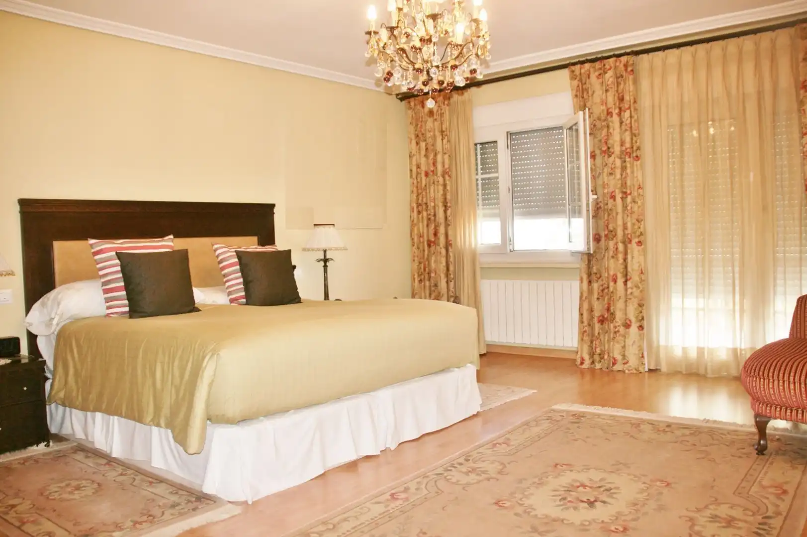 Chalet con piscina en venta en Centro, imagen 63