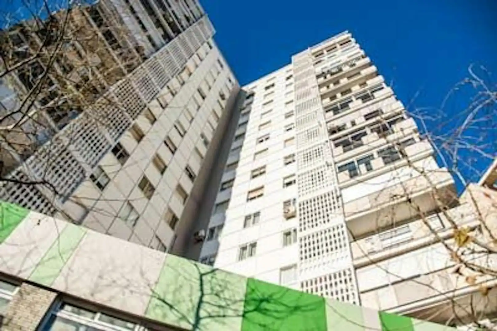 Exterior view of Flat for share in Valencia  with Heating and Washing machine