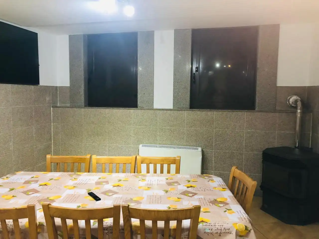Cocina de Casa adosada en venta en Ourense Capital  con Calefacción, Parquet y Amueblado