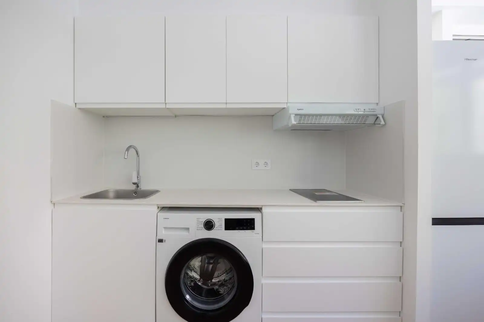 Cuina de Pis de lloguer en Barcelona amb Aire condicionat, Calefacció i Parquet