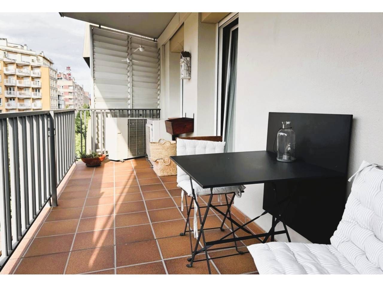 Terrace of Flat for sale in Girona Capital  with Air Conditioner, Parquet flooring and Terrace