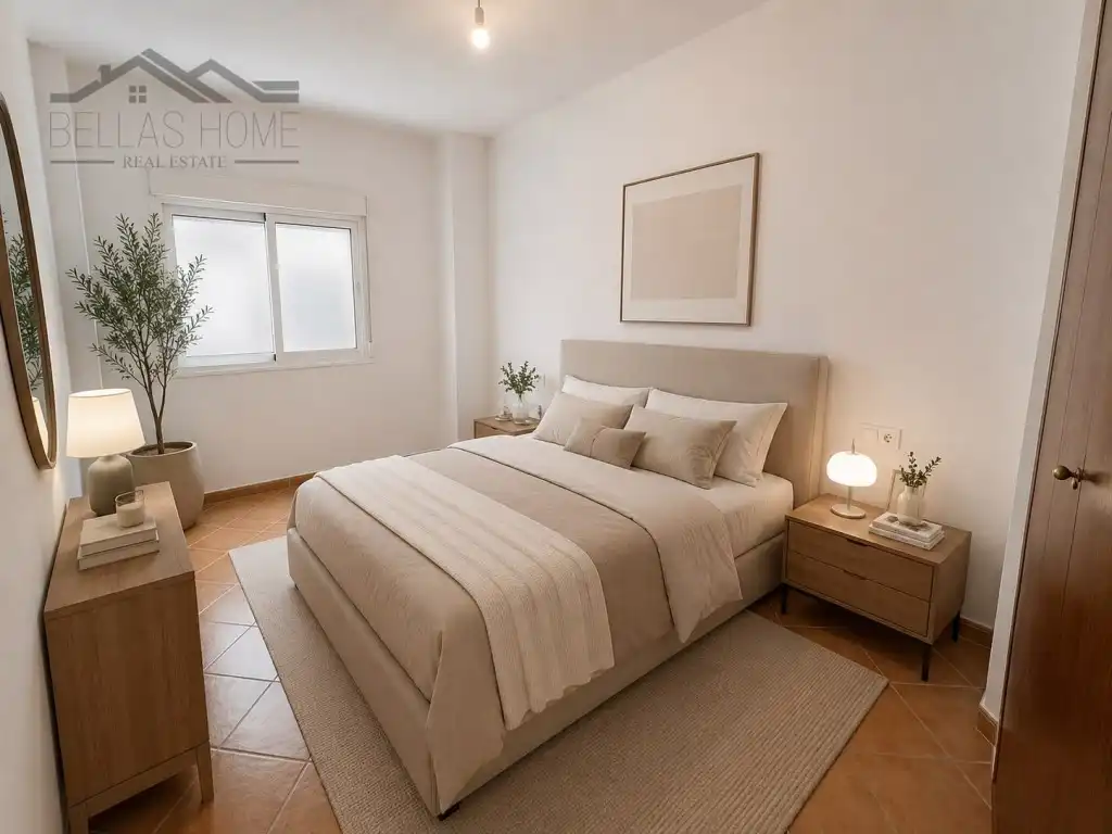 Habitación de Piso en venta en Estepona con Balcón