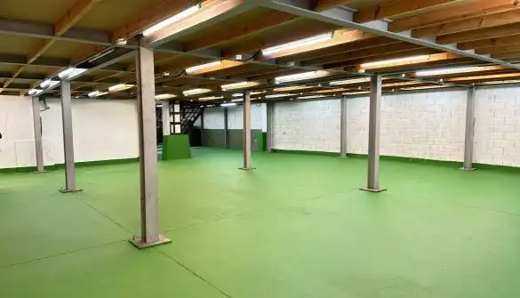 Fabrikhallen zur Miete in Santander