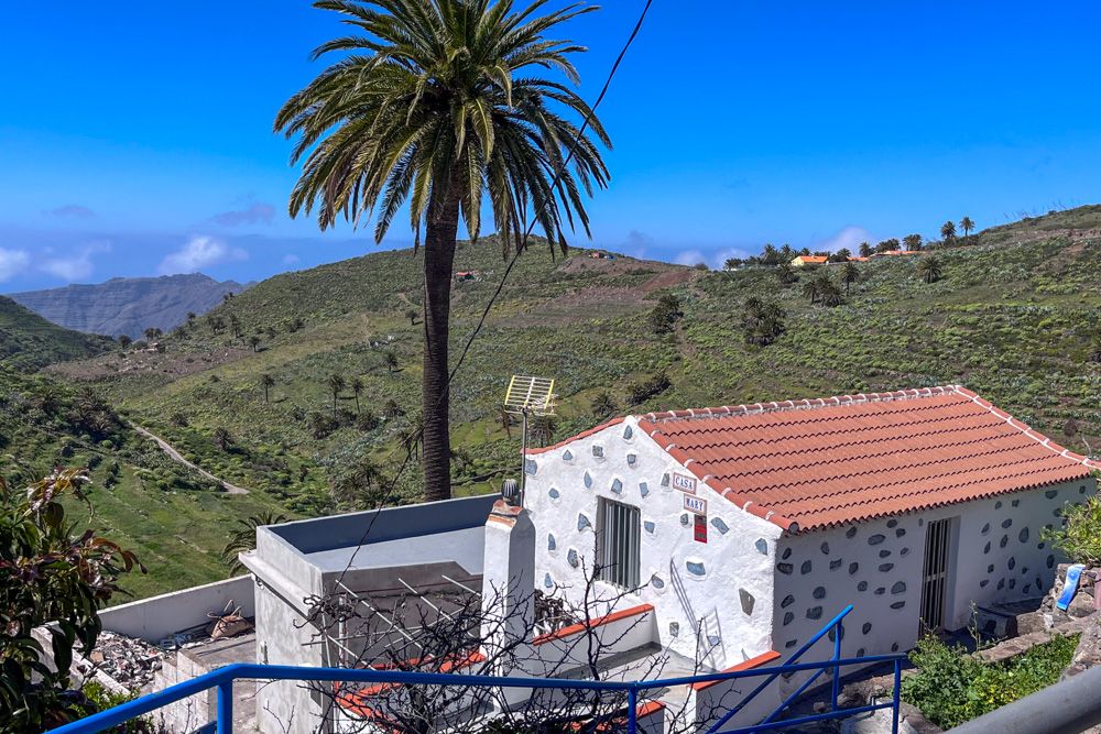 Exterior view of Country house for sale in Vallehermoso  with Terrace