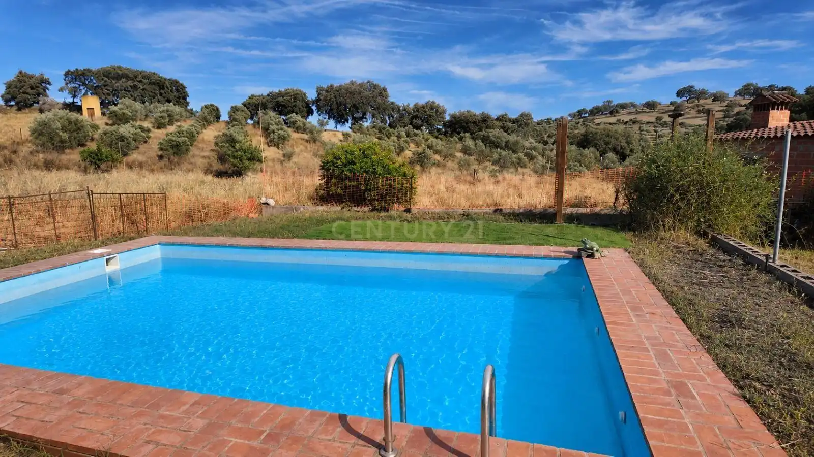 Swimming pool of Houses for sale in Herrera de Alcántara  with Air Conditioner, Swimming Pool and Balcony