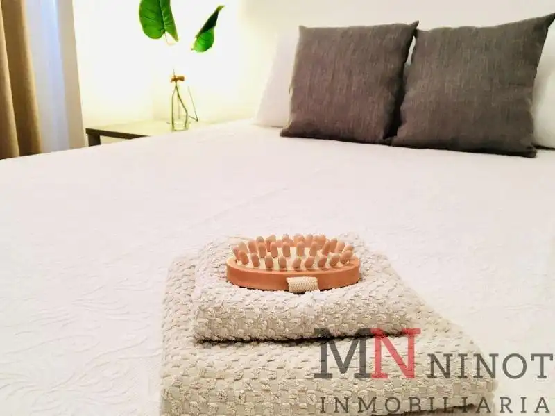 Bedroom of Flat for sale in Castellón de la Plana / Castelló de la Plana  with Air Conditioner