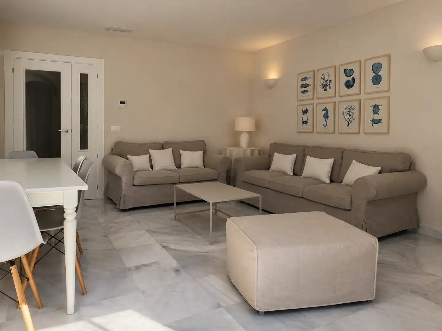 Living room of Detached homes for sale in El Puerto de Santa María  with Air Conditioner, Heating and Private garden