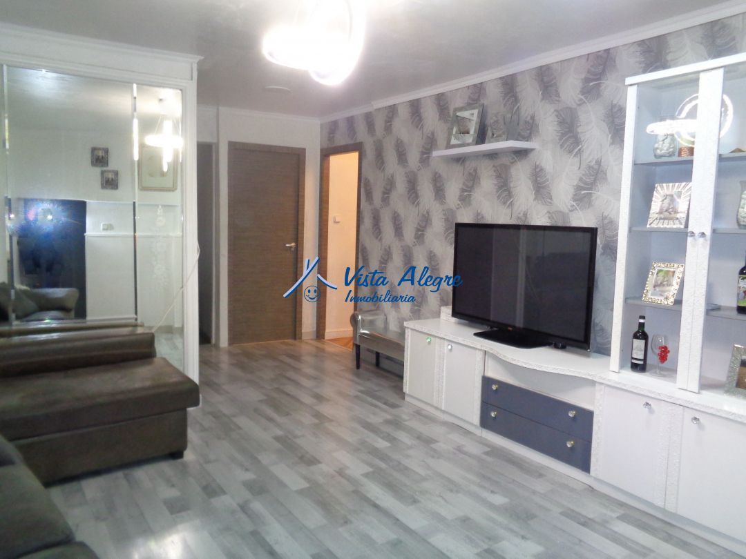 Sala de estar de Apartamento en venta en Haro con Calefacción