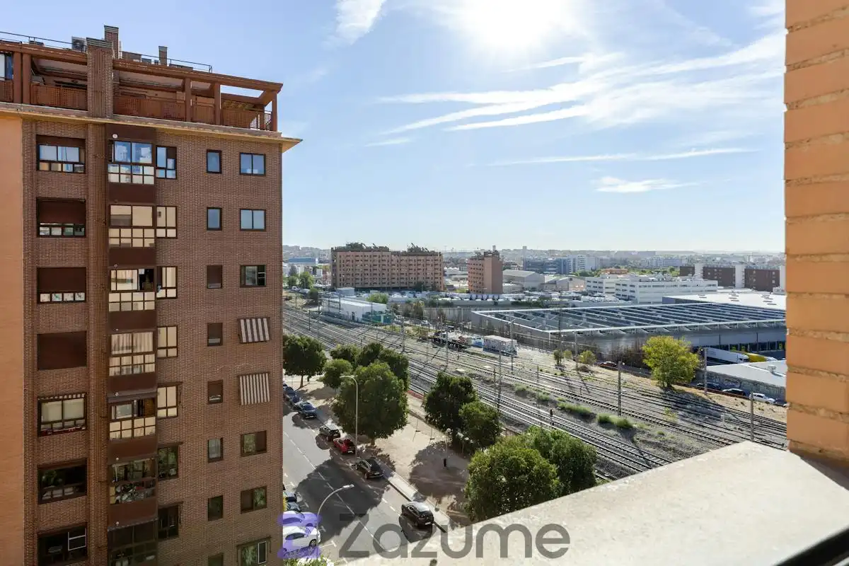 Vista exterior de Pis de lloguer en Madrid amb Aire condicionat, Calefacció i Parquet