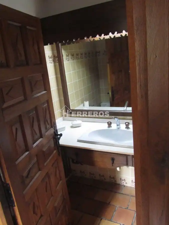 Baño de Casa o chalet en venta en Ortigosa de Cameros con Calefacción, Terraza y Trastero