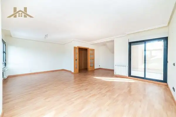 Ático con piscina en venta en Calle Concorde, imagen 5