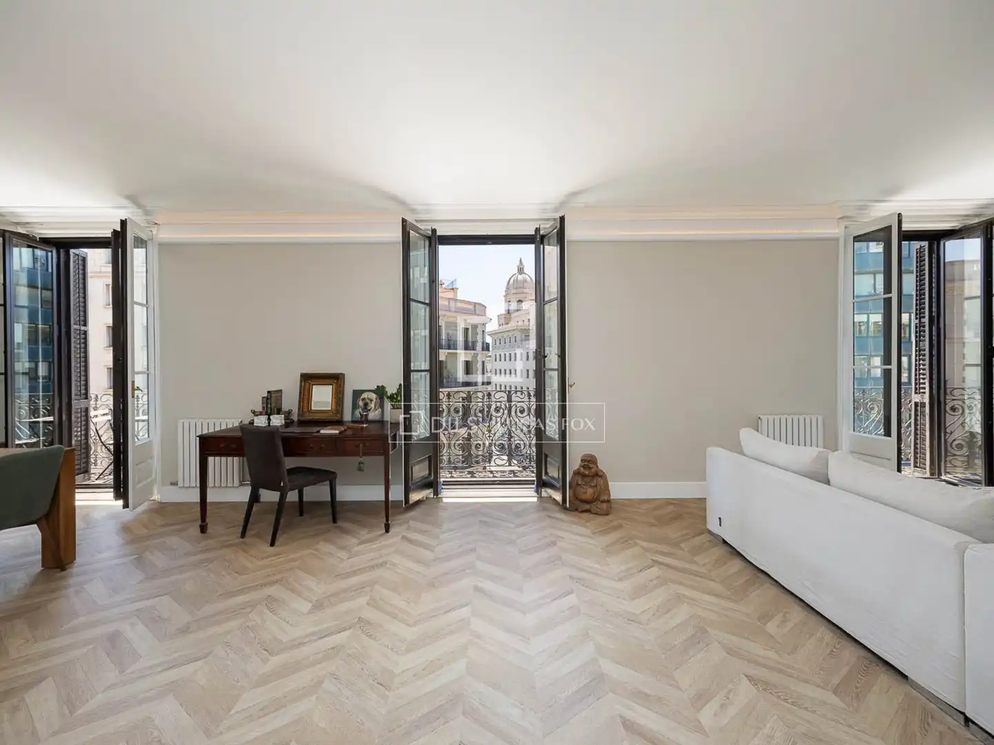 Wohnzimmer von Wohnung zum Verkauf in Barcelona mit Klimaanlage, Heizung und Parkett