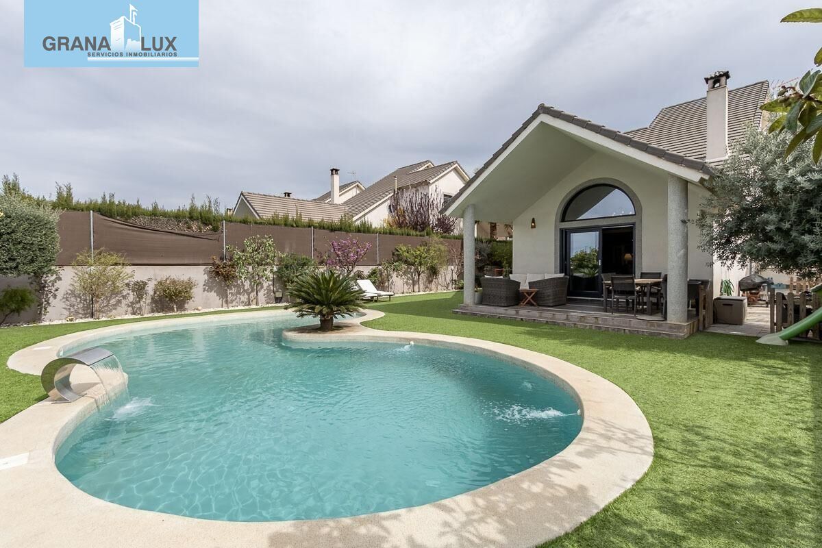 Swimming pool of House or chalet for sale in Dílar
