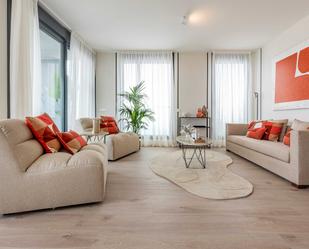 Sala d'estar de Apartament en venda en Badalona amb Aire condicionat, Terrassa i Balcó