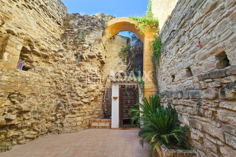 House or chalet for sale in Úbeda  with Terrace and Balcony