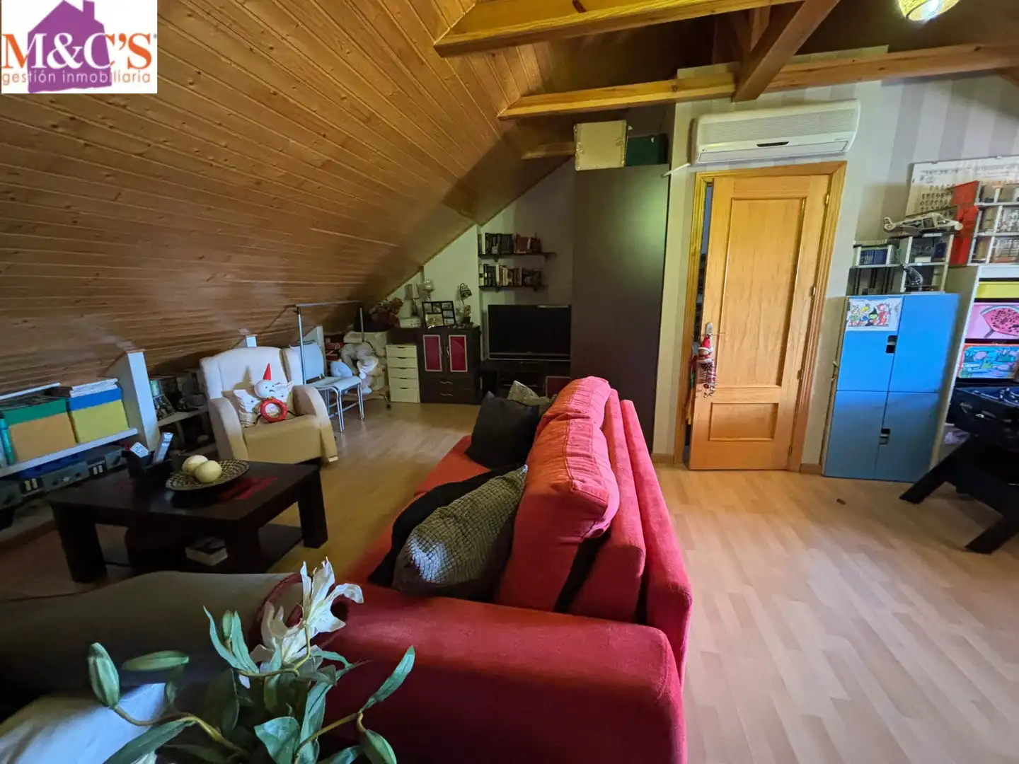 Sala d'estar de Casa o xalet en venda en Puertollano amb Aire condicionat, Calefacció i Piscina
