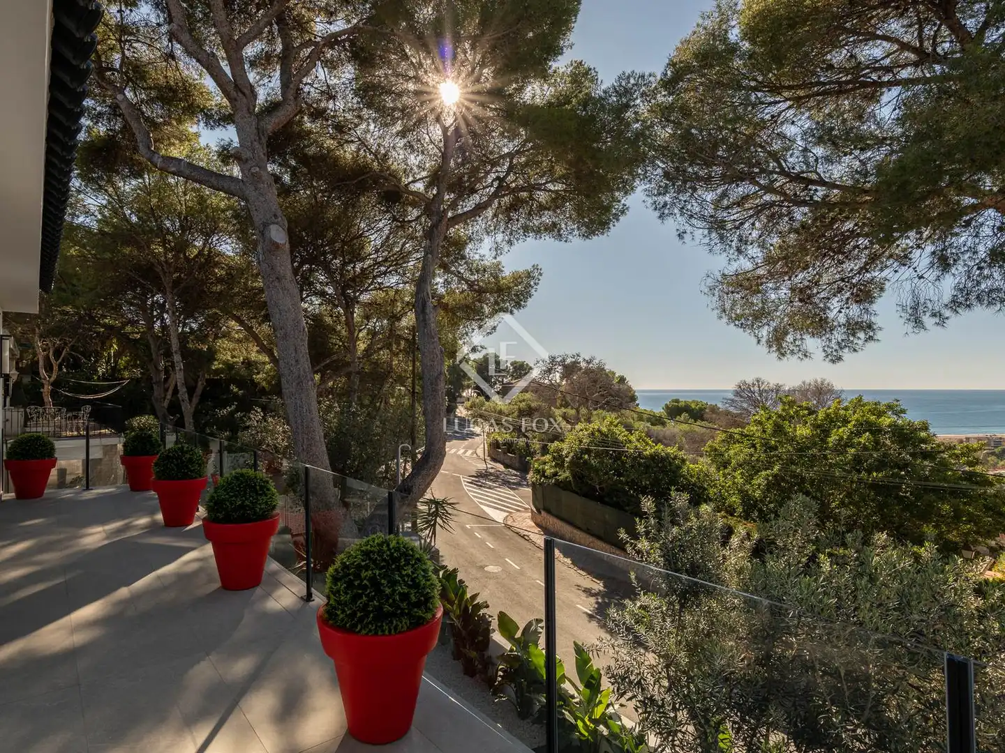 Vista exterior de Casa o chalet en venta en Castelldefels con Aire acondicionado, Jardín privado y Trastero