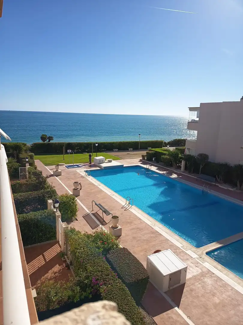 Piscina de Estudi en venda en Vinaròs amb Terrassa i Piscina comunitària