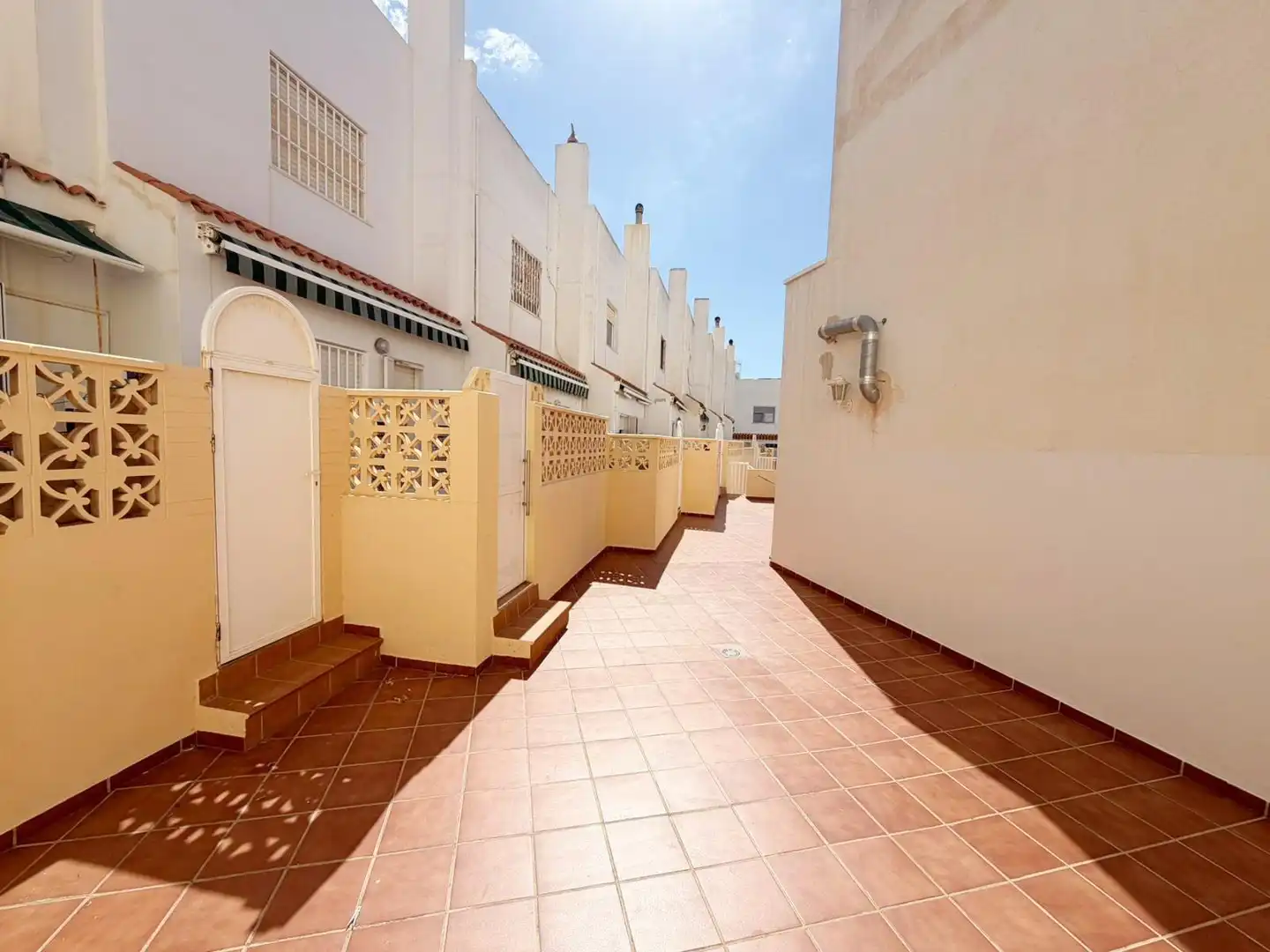 Exterior view of Duplexes for sale in Almería  with Terrace, Furnished and Balcony