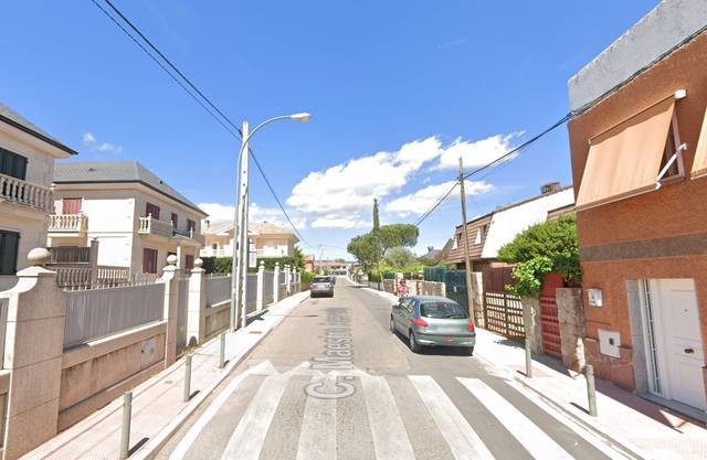 Casa-chalet en Venta en Los Negrales