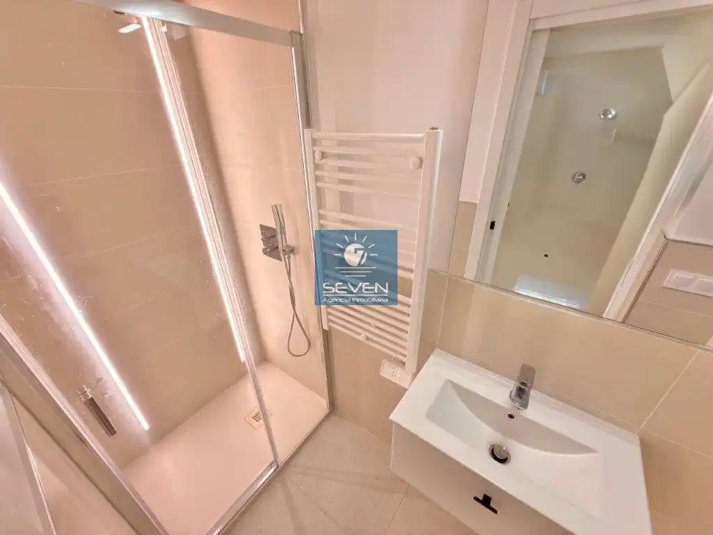 Baño de Casa adosada en venta en Almuñécar con Aire acondicionado y Terraza