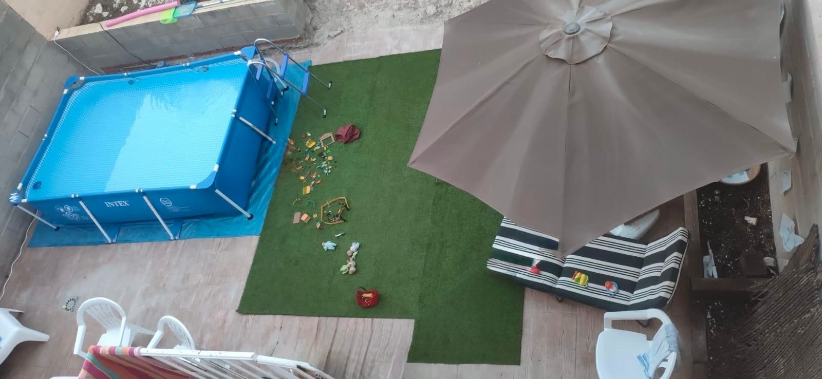 Swimming pool of Single-family semi-detached for sale in Almoguera  with Private garden, Furnished and Oven