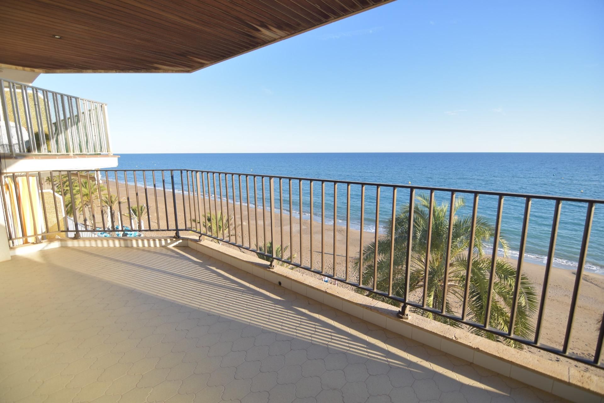 Pis en venda a Passeig MARITIM SANT JOAN DE DEU, 90, Calafell Platja