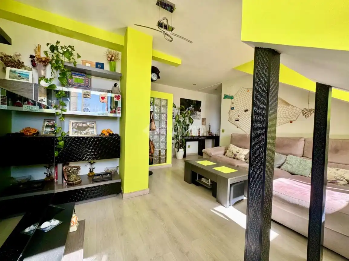 Sala de estar de Piso en venta en San Sebastián de los Reyes con Aire acondicionado, Calefacción y Terraza