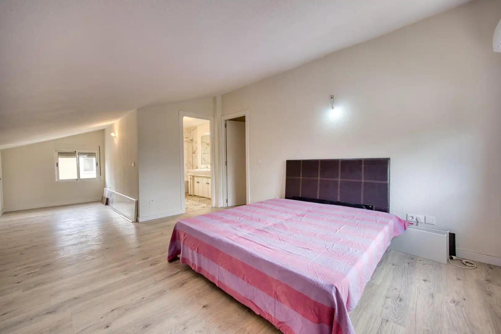 Habitación de Casa o chalet en venta en Mutxamel con Aire acondicionado, Calefacción y Jardín privado