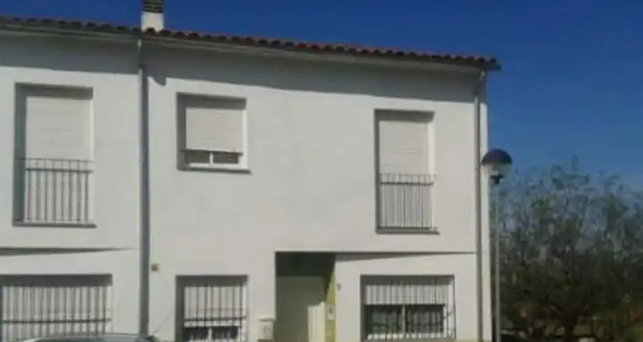Vista exterior de Piso en venta en Montánchez