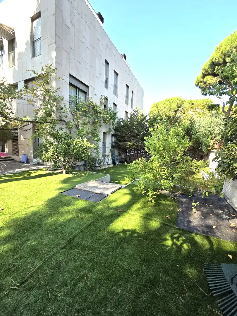 Duplex avec piscine à vendre à Gavà Mar
