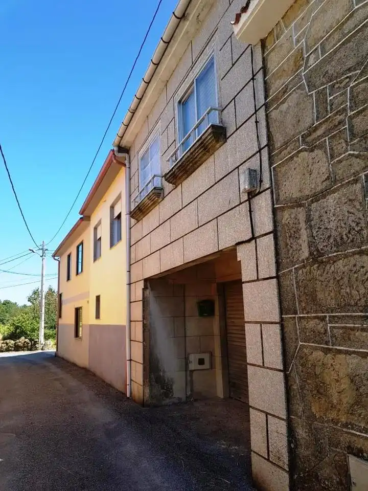 Vista exterior de Casa o xalet en venda en Ramirás amb Terrassa, Moblat i Balcó